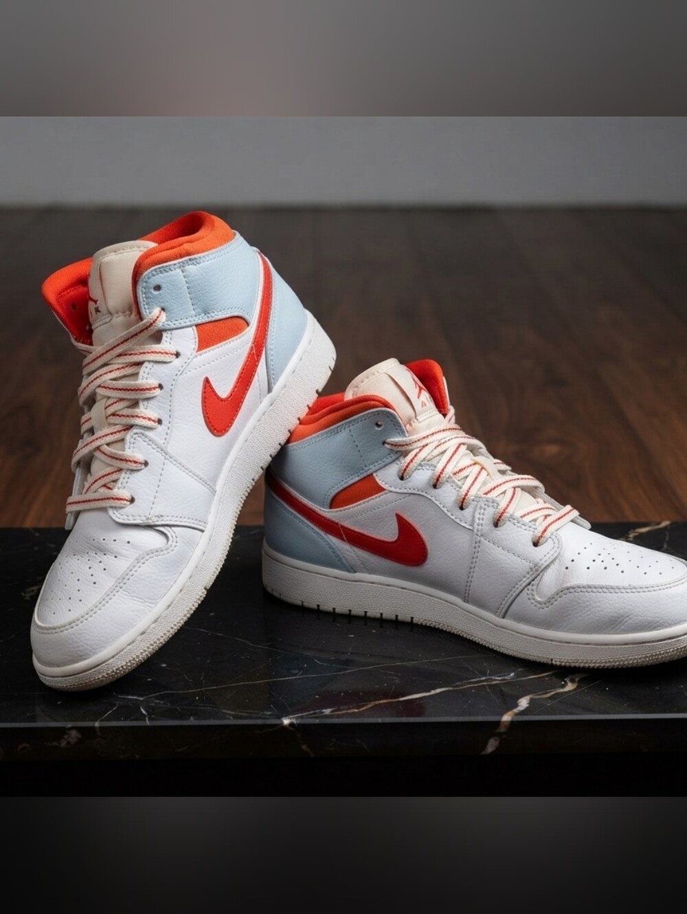 💌💌💌💫Free Shipping 💌💌💌💫 Air Jordan 1 Mid White Topaz Mist